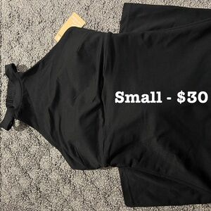 Popilush jumper suit shorts size Small